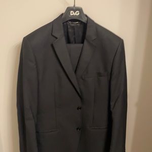 D&G Dolce &Gabbana black suit size 42R (52IT)